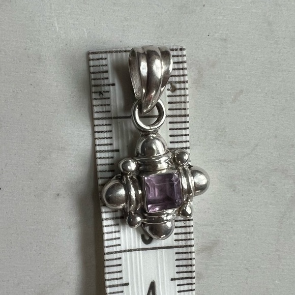 Vintage Sterling Silver Amethyst Brooch & Earring set - Picture 9 of 12